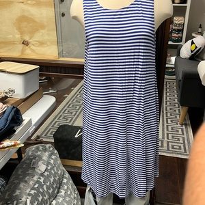 Sleeveless shell dress